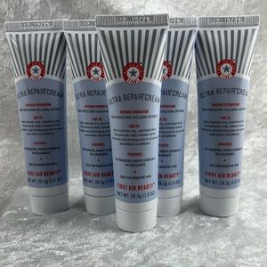 First Aid Beauty Ultra Repair Cream